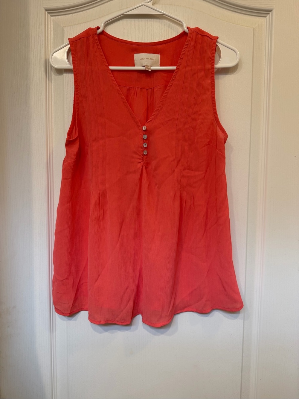 Skies Are Blue Blouse S Coral Orange V Neck Button Sleeveless Boho Flowy Tank